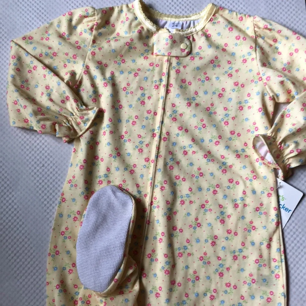 Sleeper floral infant girls sizes 24 months new Carter's polyester zipper